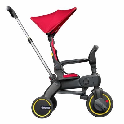 Doona Red Liki Foldable Trike is the world’s most compact folding trike.  The sleek urban design of the Liki Trike allows you to be safe and have fun