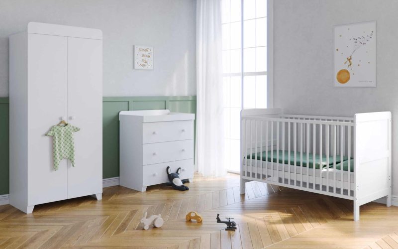 The Belstone Classic Cot Bed 5 Piece Nursery Room Set/Bedside Crib - White