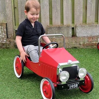 Great Gizmos Classic Pedal Car Red 2