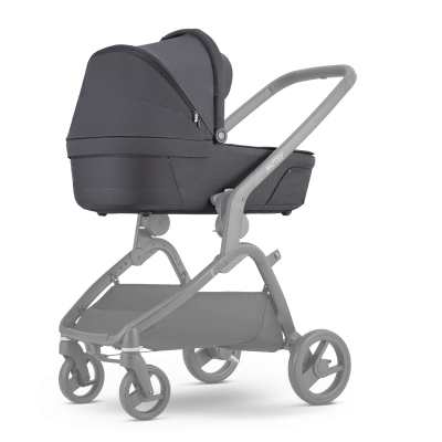 Mutsy Flow Carrycot North Black
